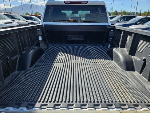Used 2021 Chevrolet Silverado 2500 LT w/ Fleet Comfort Package AWD/4WD image 27