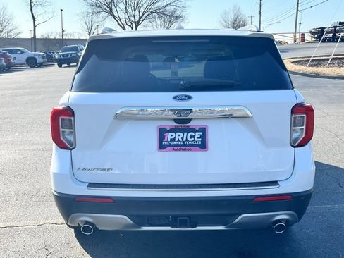 Used 2022 Ford Explorer Limited w/ Equipment Group 301A image 6