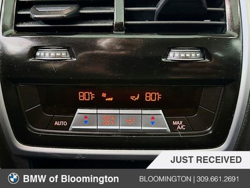 Used 2021 BMW X7 xDrive40i w/ Parking Assistance Package image 25