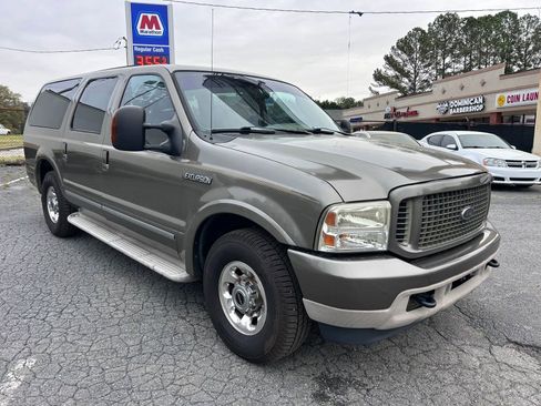 Used 2005 Ford Excursion Limited image 2