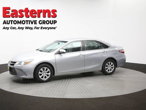 Used 2015 Toyota Camry LE FWD image 56
