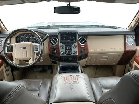 Used 2015 Ford F350 King Ranch w/ FX4 Off-Road Package AWD/4WD image 17