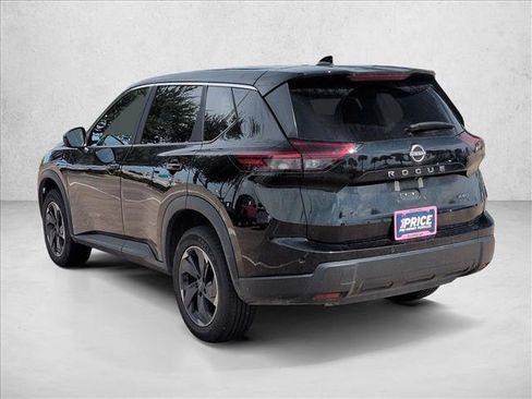 Used 2025 Nissan Rogue SV AWD/4WD image 7