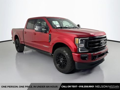 Used 2022 Ford F250 Lariat w/ Black Appearance Package AWD/4WD image 3