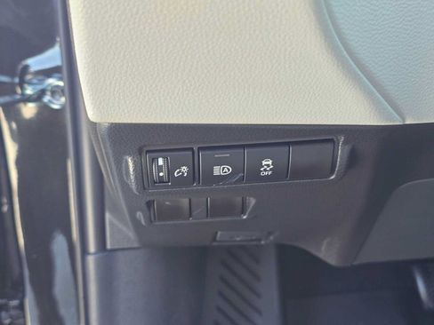 Certified 2026 Toyota Corolla Cross L AWD/4WD image 24