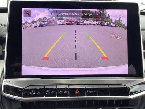 Certified 2025 Jeep Compass Limited w/ Elite Group AWD/4WD image 23