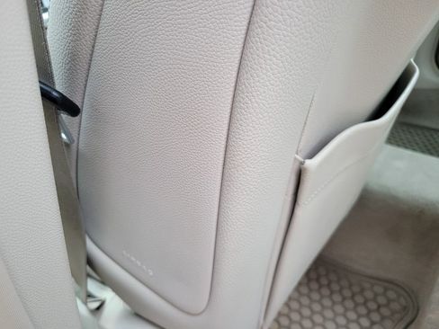 Used 2016 Mercedes-Benz E 350 4MATIC Sedan image 54