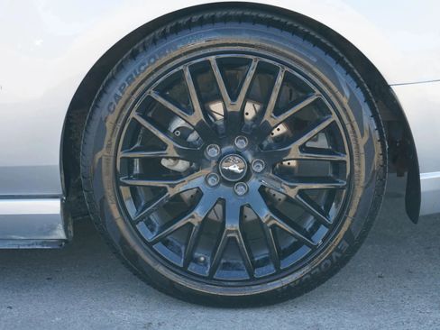 Used 2013 Ford Mustang GT Premium image 14