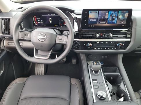 New 2026 Nissan Pathfinder SL AWD/4WD image 9