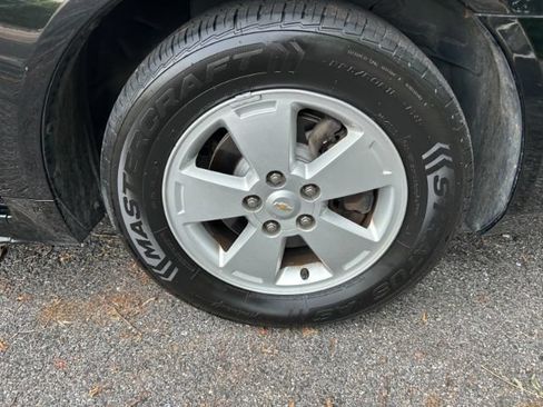 Used 2011 Chevrolet Impala LT FWD image 29