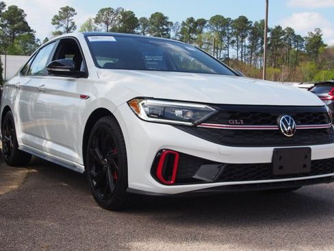 Used 2023 Volkswagen Jetta GLI Autobahn w/ GLI Black Package image 1