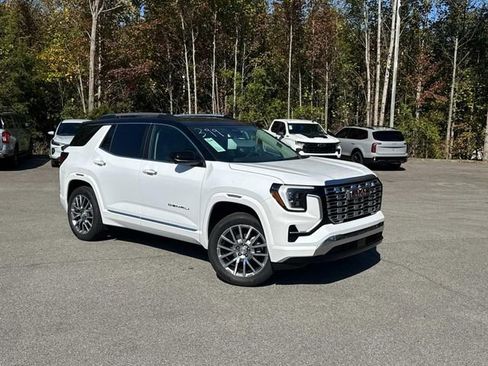 New 2026 GMC Terrain Denali image 2