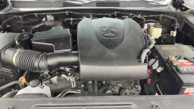 Used 2020 Toyota Tacoma SR5 RWD image 29