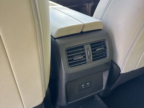 Certified 2023 Nissan Rogue SL image 11