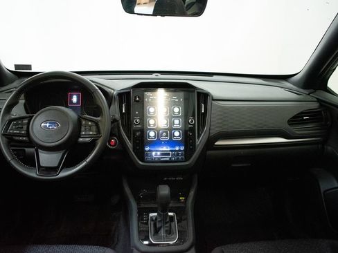 Certified 2025 Subaru Forester Premium w/ Convenience Package #2 AWD/4WD image 11
