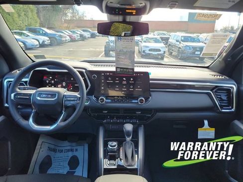 New 2026 GMC Canyon Elevation image 10