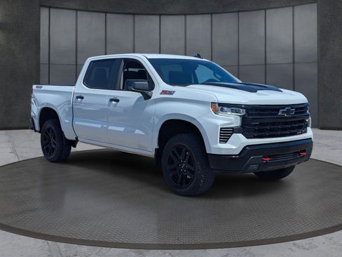 Used 2026 Chevrolet Silverado 1500 LT Trail Boss w/ Convenience Package II image 8