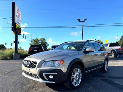 Used 2016 Volvo XC70 T5 Platinum w/ Climate Package