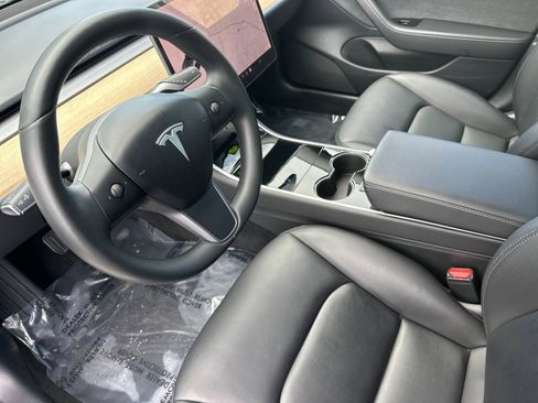 Used 2018 Tesla Model 3 Long Range image 10