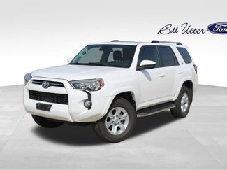 Used 2020 Toyota 4Runner SR5 video 1