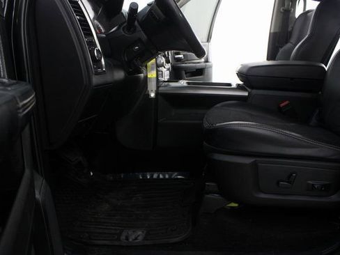 Used 2017 RAM 1500 Sport image 15