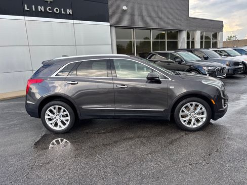 Used 2018 Cadillac XT5 Luxury w/ Driver Awareness Package FWD image 8