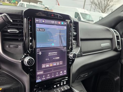 Used 2025 RAM 2500 Big Horn image 27