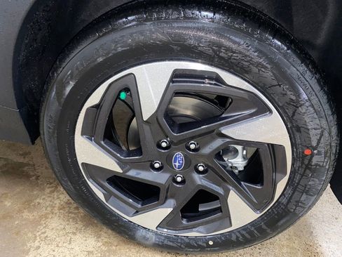 New 2025 Subaru Crosstrek 2.5i Limited image 13