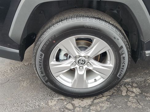 Certified 2025 Toyota RAV4 XLE image 29