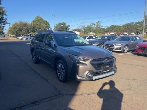Used 2024 Subaru Outback Limited image 19