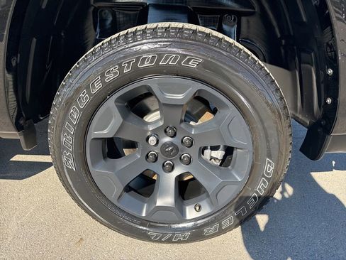 Used 2025 RAM 1500 Big Horn image 32