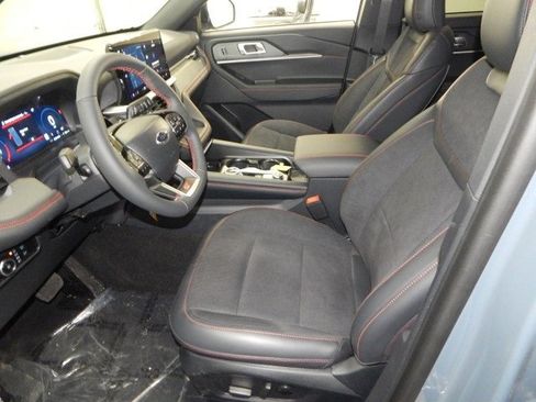 New 2025 Ford Explorer ST image 13