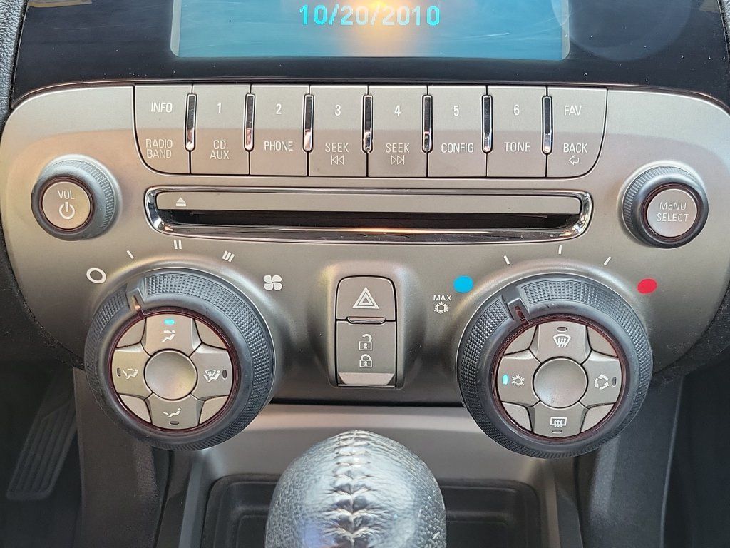 Used 2011 Chevrolet Camaro LT RWD image 22