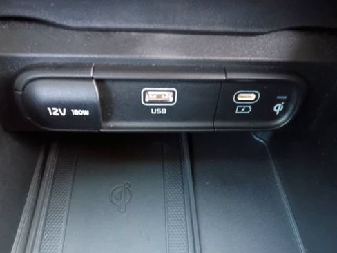 Used 2025 Kia Telluride S AWD/4WD image 6