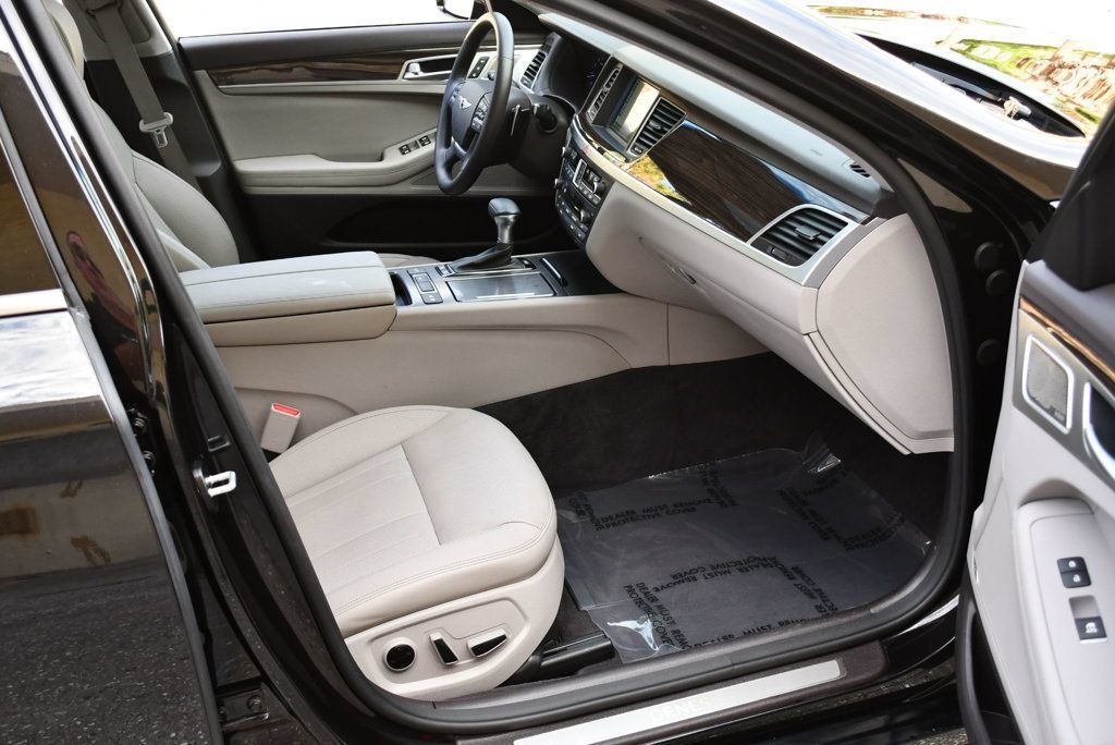 Used 2018 Genesis G80 3.8 w/ Option Group 02 RWD image 47