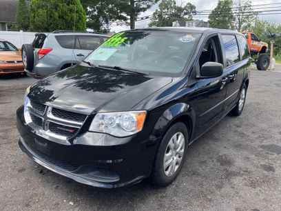 Used 2017 Dodge Grand Caravan SE w/ Power Window Group