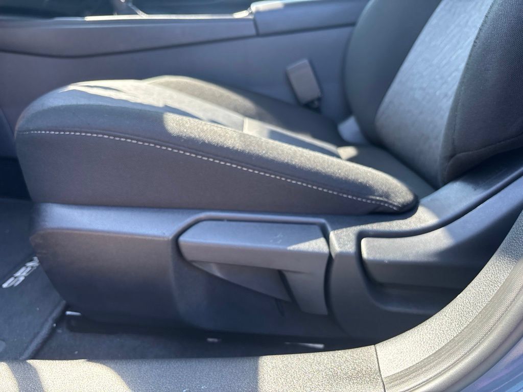Used 2026 Nissan Sentra SV w/ Floor Mat Package FWD image 17