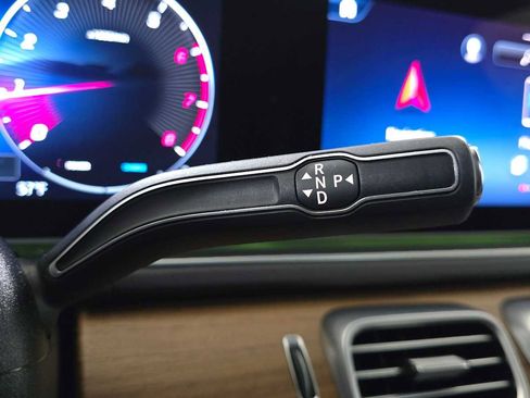 Certified 2025 Mercedes-Benz GLE 350 4MATIC image 31