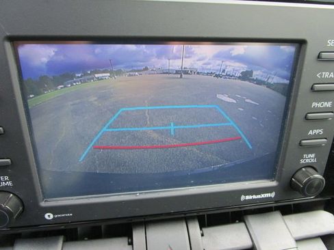 Used 2022 Toyota RAV4 XLE image 39