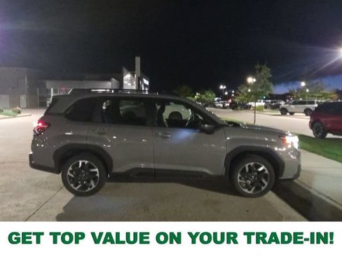 Used 2025 Subaru Forester Limited w/ Popular Package #1 AWD/4WD image 1