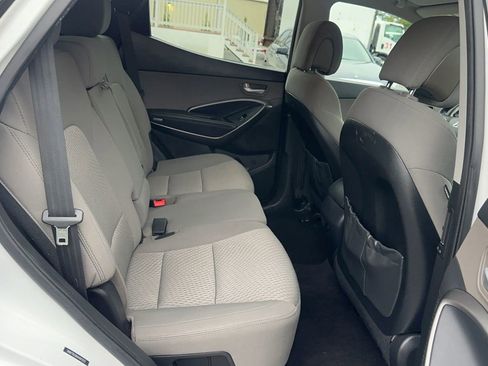 Used 2017 Hyundai Santa Fe Sport AWD/4WD image 19