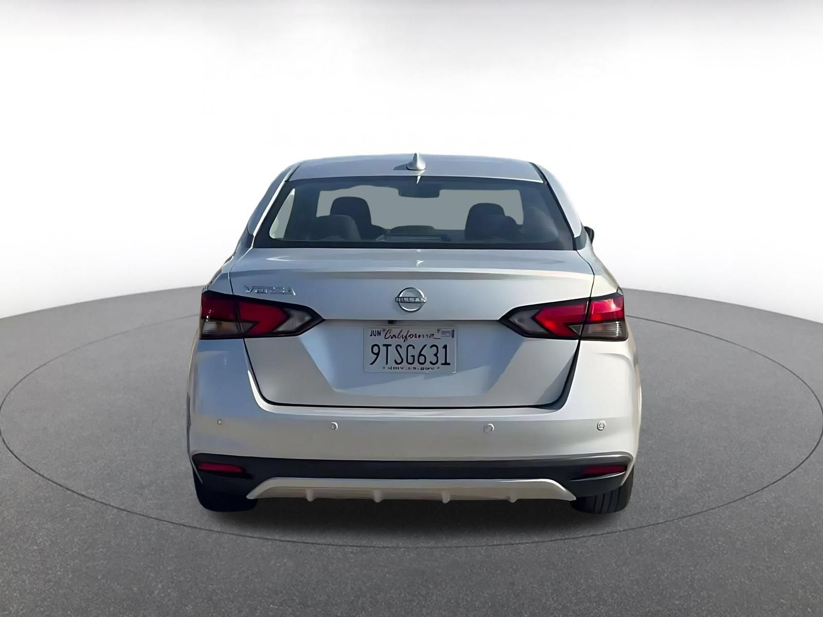 Used 2025 Nissan Versa SV FWD image 12