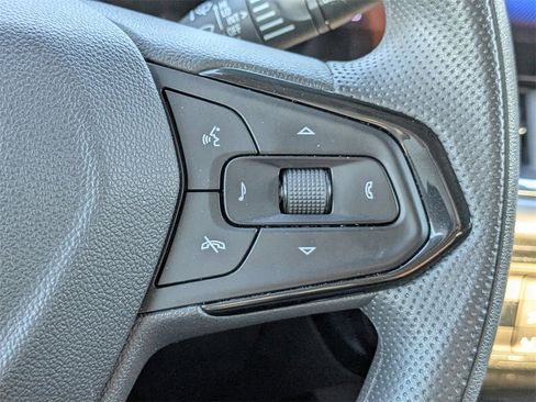 Certified 2025 Chevrolet Trax LT image 27