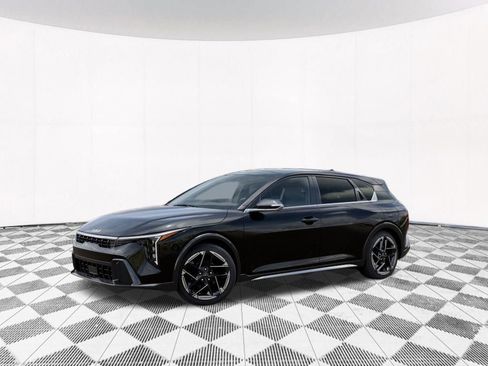 New 2026 Kia K4 GT-Line FWD image 3