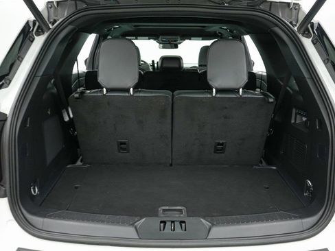 Certified 2025 Ford Explorer ST image 24