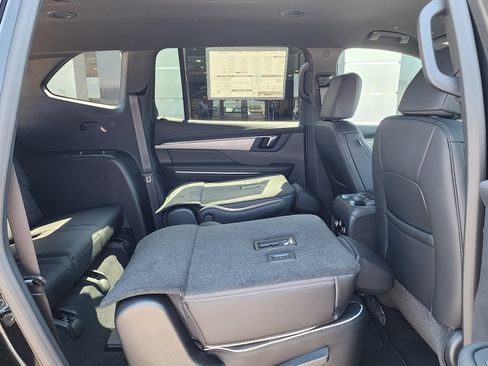 New 2026 Buick Enclave Preferred w/ Power Package image 47