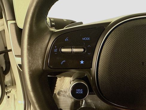 Used 2023 Hyundai Ioniq 5 Limited image 14