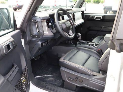 New 2026 Ford Bronco Outer Banks AWD/4WD image 13