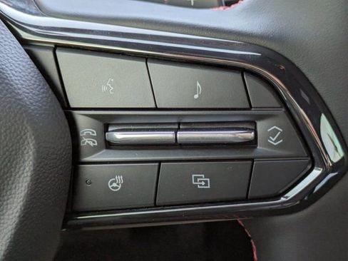 New 2026 Chevrolet Traverse RS w/ LPO, Floor Liner Package FWD image 27