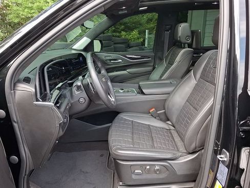 Certified 2023 Cadillac Escalade V AWD/4WD image 13